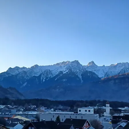 Apartment Nearby *